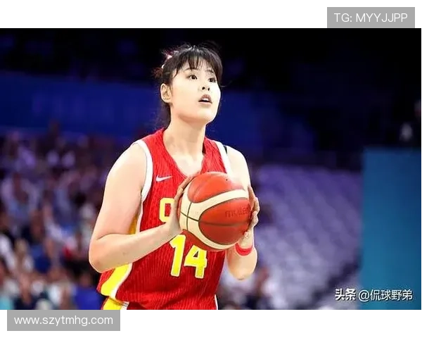 中国女篮新16人集训名单公布 李月汝韩旭回归